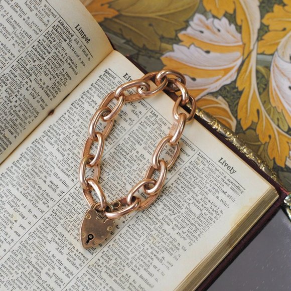 9k Rose Gold Large Link Bracelet with Heart Padlock - Picture 2 of 5